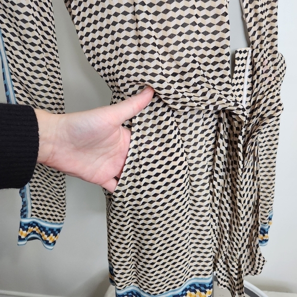 REISS "Hazel" Printed Chiffon Playsuit Shorts Romper Size 0 US/32 EU NWT - Picture 7 of 14